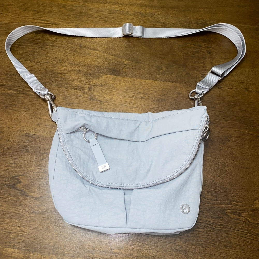 Lululemon All Night Festival Bag